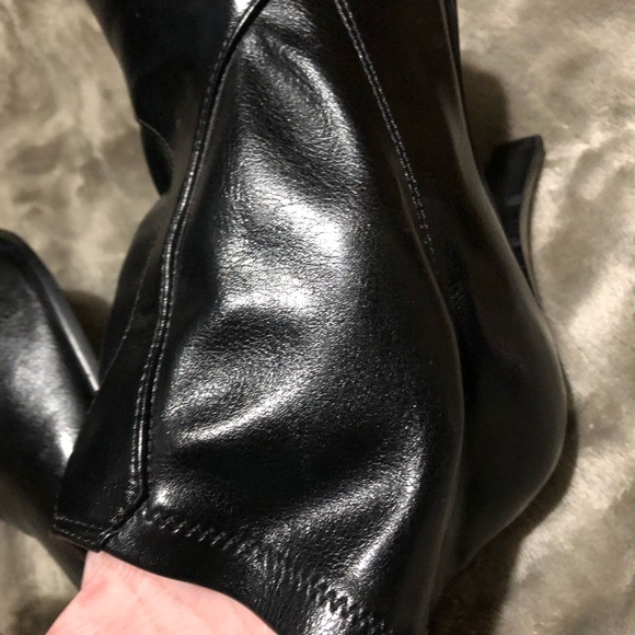 Size 8 1/2 Franco Sarto black ankle boots - Picture 7 of 13